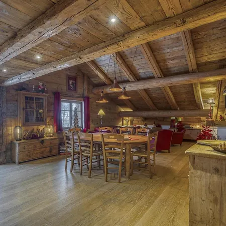 La Grange De Paccaly Apartamento